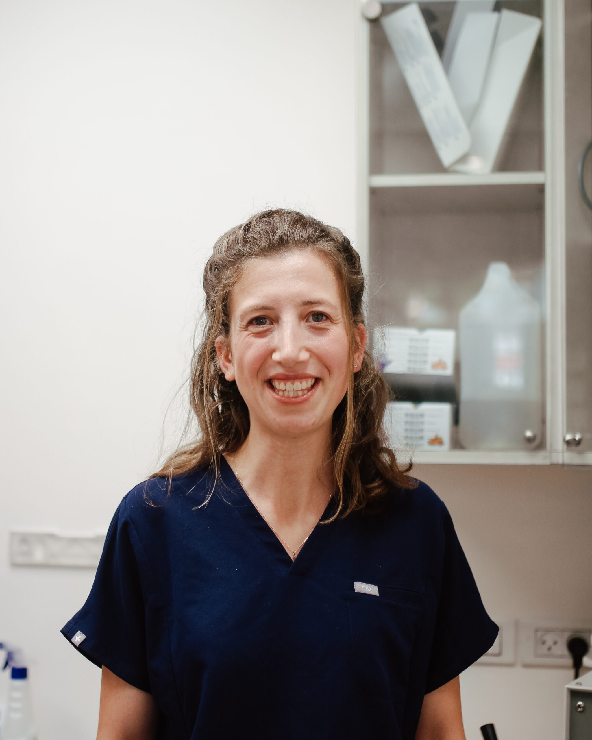 ד״ר שרה ג׳ייקובס במרפאת קיורר ג׳קסון